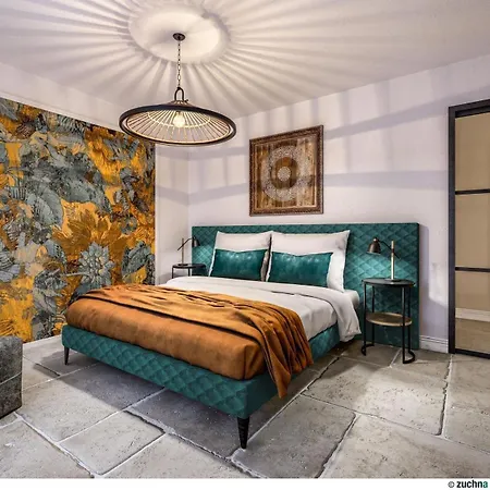 Tomtegl-bergchalet-no-5-mit-privatsauna-infinitypool-kamin-fitnessraum-1500m-seehoehe *